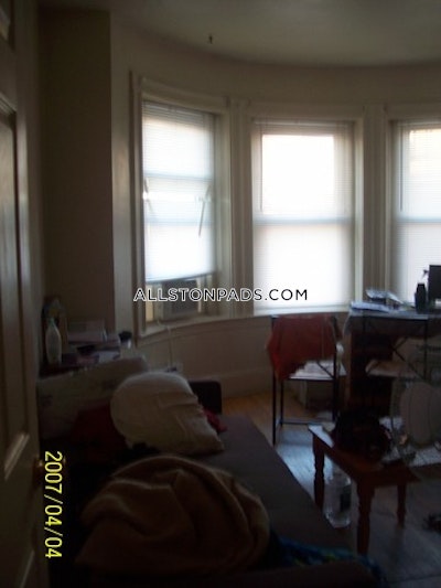 Allston Apartment for rent 1 Bedroom 1 Bath Boston - $2,250 No Fee