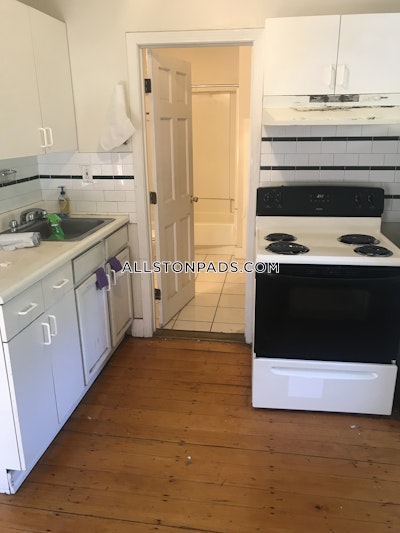 Allston 1 Bed 1 Bath Boston - $2,650 No Fee