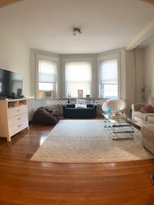 Brookline 4 Beds 2 Baths  Boston University - $6,800 No Fee